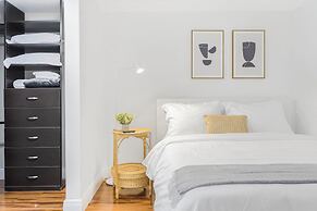 Relax & Feel The Good Vibes In Our Condo