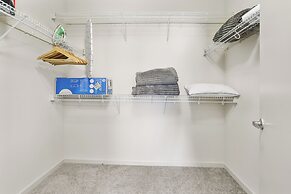 DC Charm in Crystal Apartments