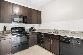 DC Charm in Crystal Apartments