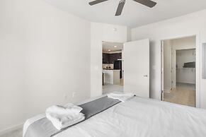 DC Charm in Crystal Apartments