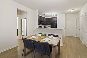 DC Charm in Crystal Apartments