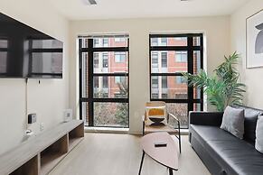 DC Charm in Crystal Apartments