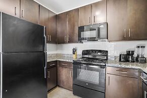 DC Charm in Crystal Apartments