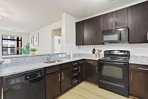 DC Charm in Crystal Apartments