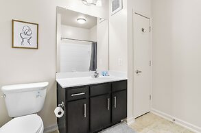 DC Charm in Crystal Apartments