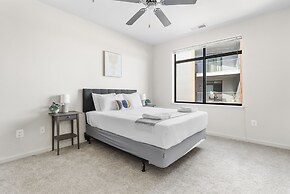 DC Charm in Crystal Apartments