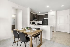 DC Charm in Crystal Apartments