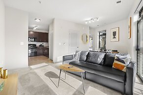 DC Charm in Crystal Apartments