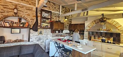 Birgi Mai Siyah Konak