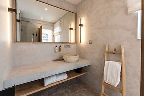 Casa Malia Luxury Guest House