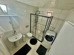 Ayaz home