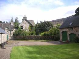 Chesthill House & Estate