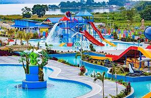 LABERSA HOTEL AND CONVENTION CENTER TOBA