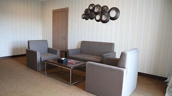 LABERSA HOTEL AND CONVENTION CENTER TOBA