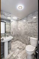 One bedroom Condo in Naiharn P209