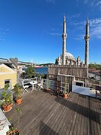 Levant Pension de Luxe