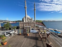 Levant Pension de Luxe