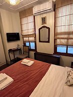 Levant Pension de Luxe