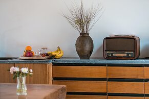 Yueyangli Garden Hotel