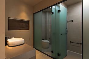 Shangri La Yi Shan Ban Yun Inn