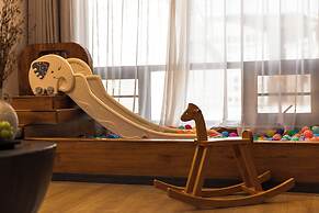 Shangri La Yi Shan Ban Yun Inn