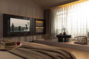 Shangri La Yi Shan Ban Yun Inn