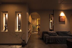 Shangri La Yi Shan Ban Yun Inn