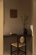 Shangri La Yi Shan Ban Yun Inn