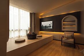 Shangri La Yi Shan Ban Yun Inn