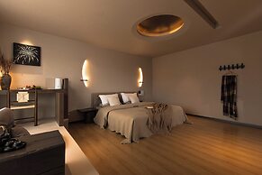 Shangri La Yi Shan Ban Yun Inn