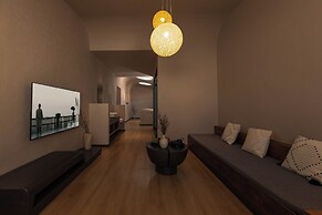 Shangri La Yi Shan Ban Yun Inn