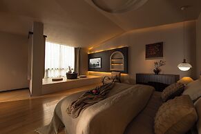 Shangri La Yi Shan Ban Yun Inn