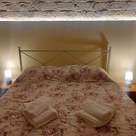 Charming San Gimignano Apartment With City Views