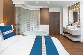 Gucheng district ying Xi ting Yu inn