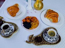 Royal Historical Palace Hotel