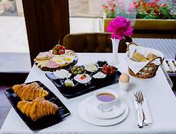 Royal Historical Palace Hotel