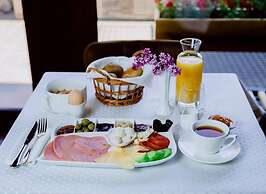 Royal Historical Palace Hotel