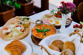 Royal Historical Palace Hotel