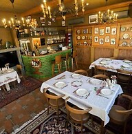 Royal Historical Palace Hotel