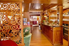 Dream hotel
