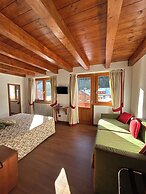 Dream hotel