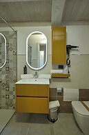 La Corte Rental Room