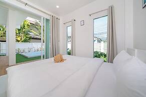 Beachfront 2BR Pool Villa DelMar Kamala