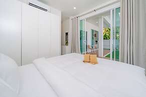 Beachfront 2BR Pool Villa DelMar Kamala