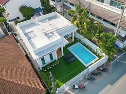 Beachfront 2BR Pool Villa DelMar Kamala