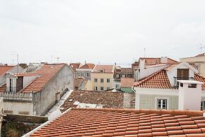 JOIVY Sleek City View flat in Lapa