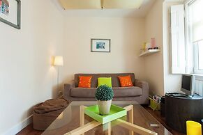 JOIVY Sleek City View flat in Lapa