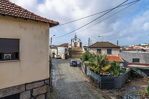 Casa Petisqueira 54 Paredes -Oporto