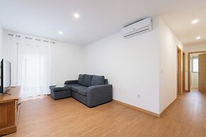 Casa Petisqueira 54 Paredes -Oporto