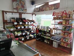 Casa Petisqueira 54 Paredes -Oporto